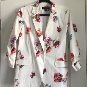 Floral 3/4 sleeve jacket